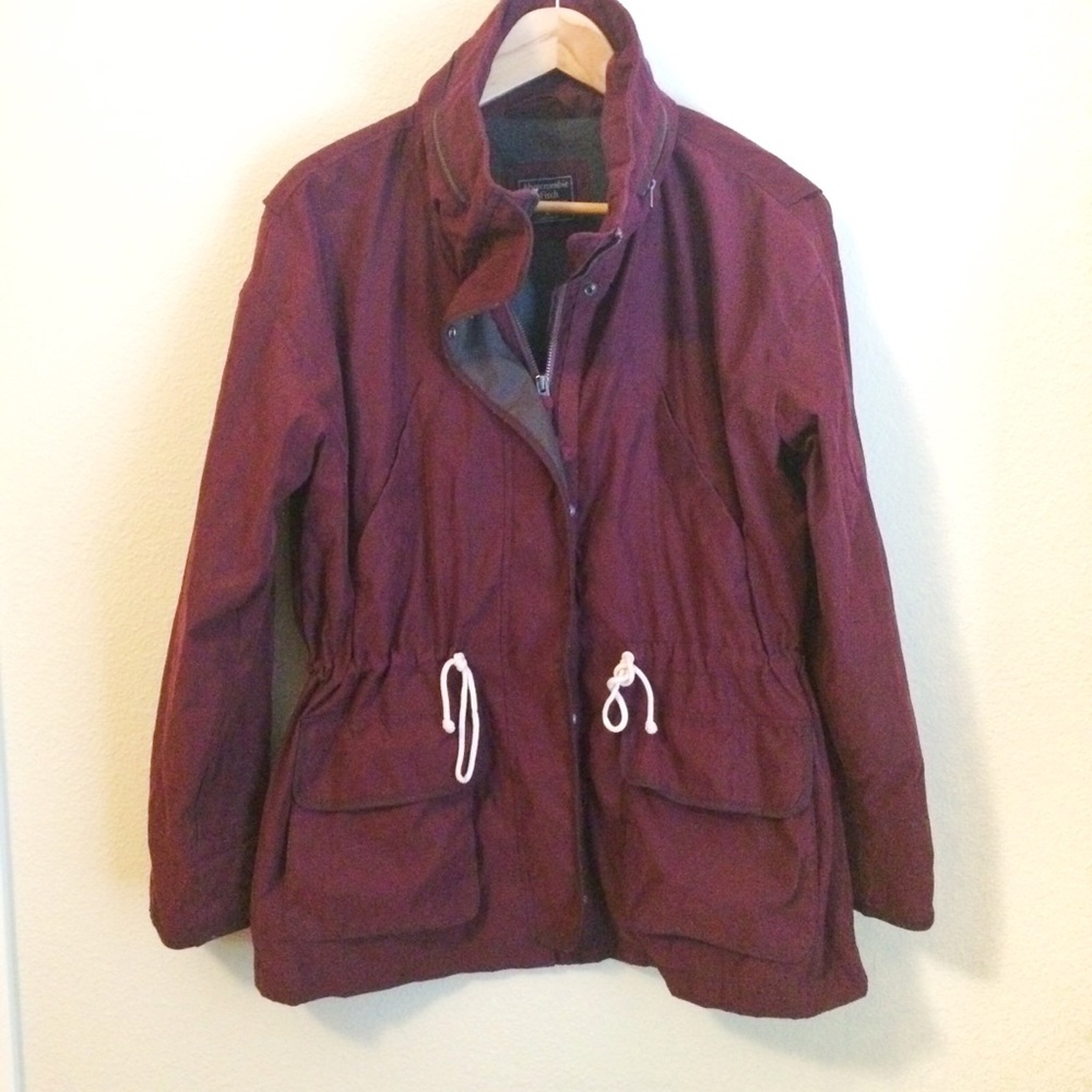 Abercrombie & Fitch jacket in burgundy